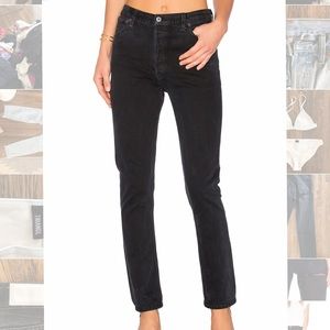 SOLD Re/Done ass rip jeans
